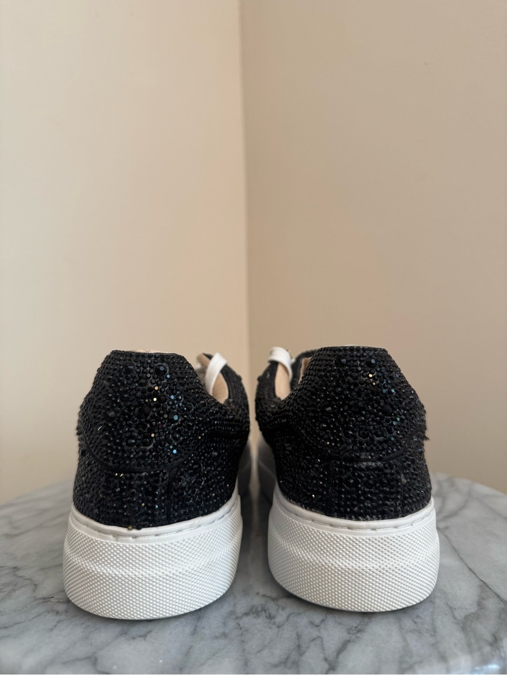 Betsey Johnson Sidny Sneakers Women’s Size 8.5 Black Rhinestone Platform Shoes - Picture 4 of 9